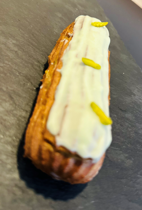 ECLAIR DE PISTACHIO SEM GLUTEN
